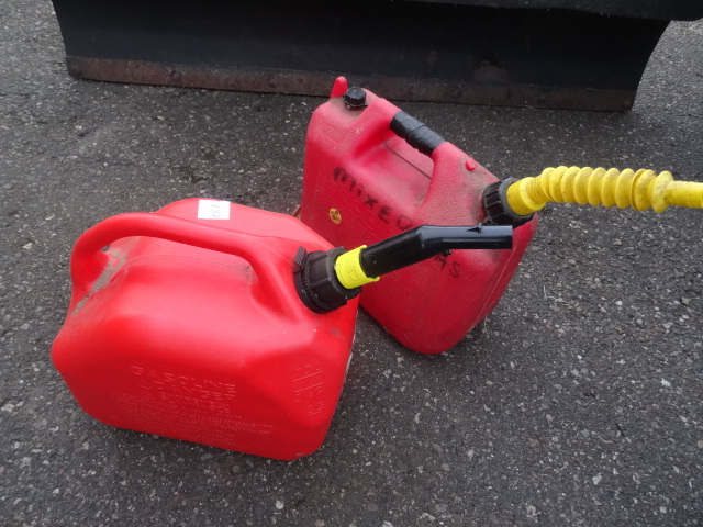 2-2 12 Gal Gas Cans