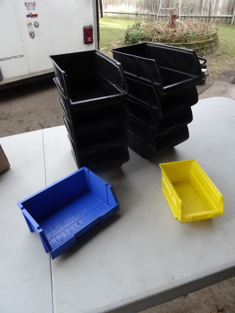 10 Plastic Hardware Bins