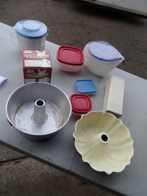 Misc Kitchen Goods, Containers,