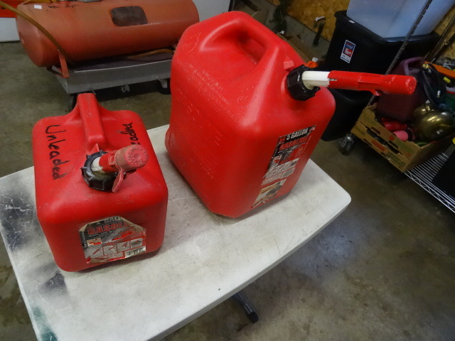 2 Gal. & 5 Gal. Gas Cans