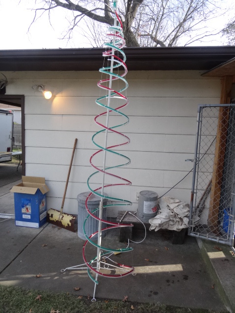 Collapsible Lighted Rope Tree 16 Tall