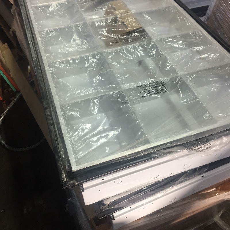 8-TROUGH LIGHTS FOR T-8 BULBS