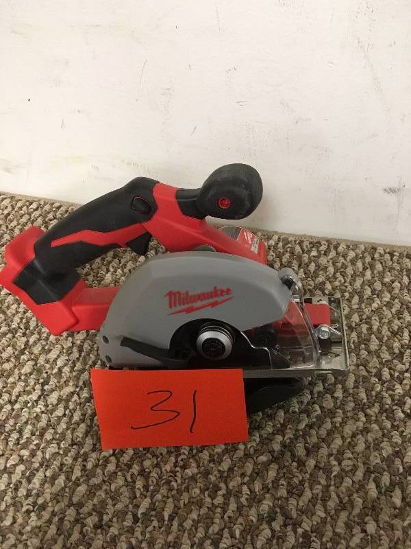 lot 31 image: Milwaukee M18 18-Volt Lithium-Ion 5-38 in. Cordless Metal Saw (Tool-Only)