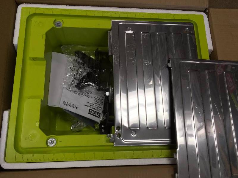 lot 8 image: Ryobi 7 in Tile Saw
