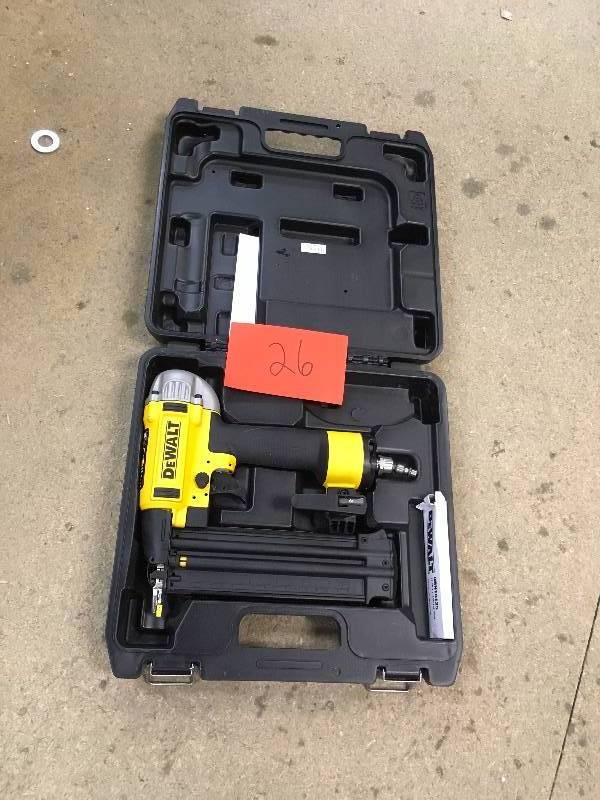 lot 26 image: Dewalt 18-Gauge Pneumatic Brad Nailer