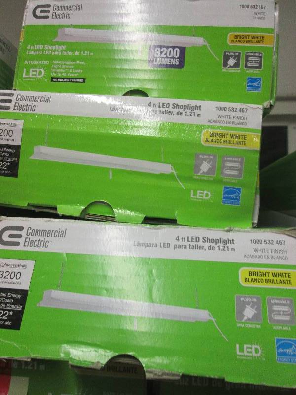 3-4foot LED shop lights 5.7 W x 48...