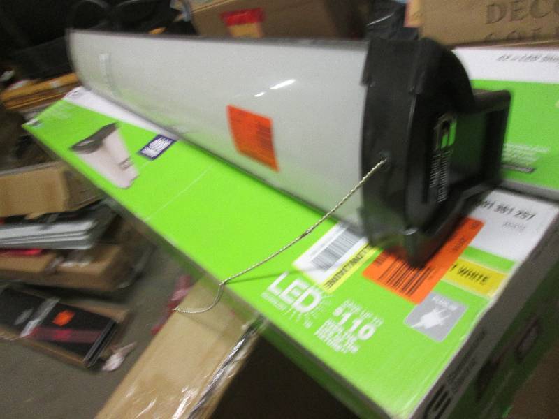 3-42 LED shop lights open box ...