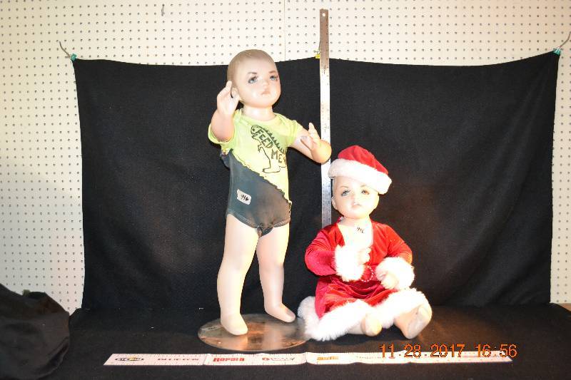 lot 46 image: Child Mannequins