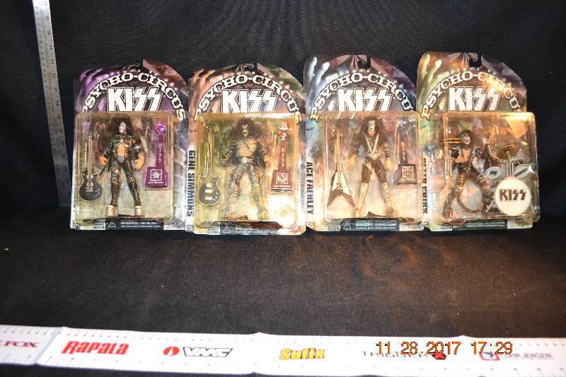 lot 51 image: KISS Figurines