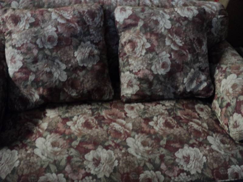 lot 55 image: oversize chair, makes into a twin ...