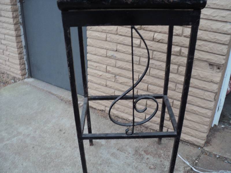 lot 61 image: metal music stand, 6ft tall, 22in w...