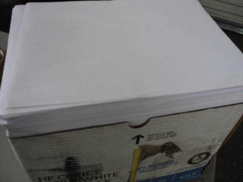 lot 104 image: box of 2500 sheets of8.5x11 white p...
