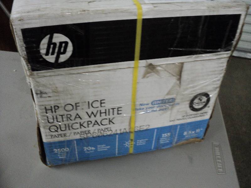 lot 110 image: 2500 sheets of 8.5x11 white copy pa...