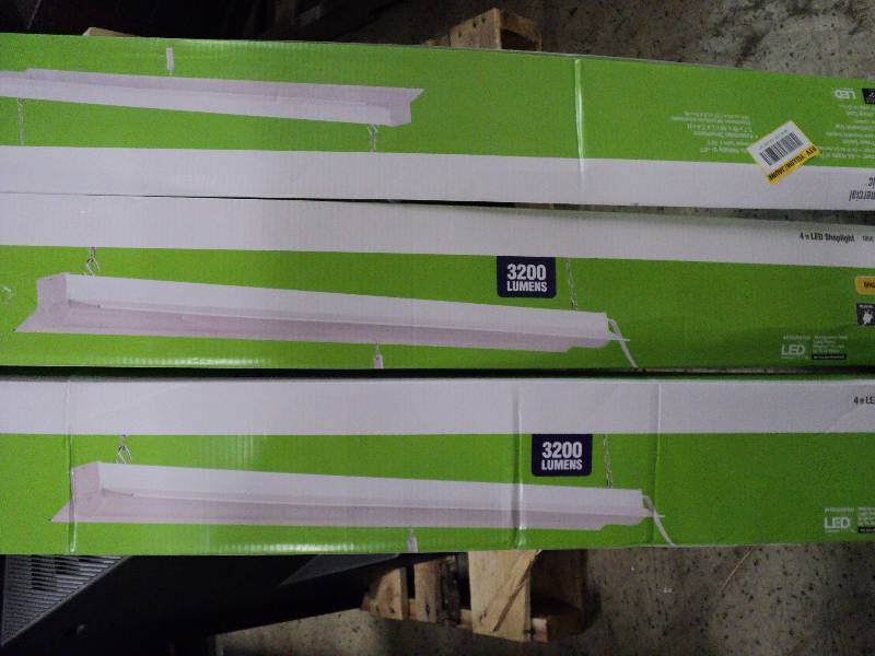 lot 142 image: 3 4ft LED shop lights...