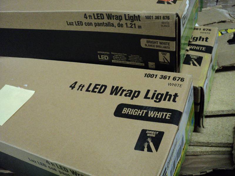lot 161 image: 3 4ft LED wrap lights, 1 has broken...