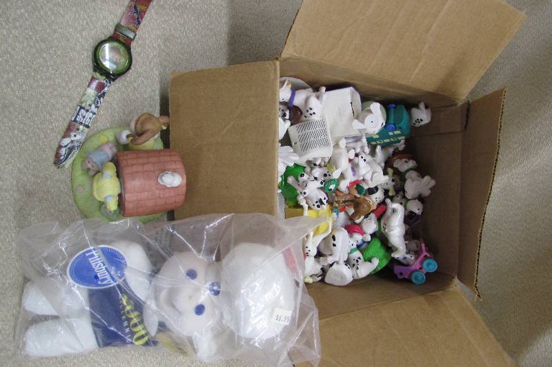 lot 160 image: 101 DALMATIAN TOYS, PILLSBURY DOUGH BOY, FIGURINE