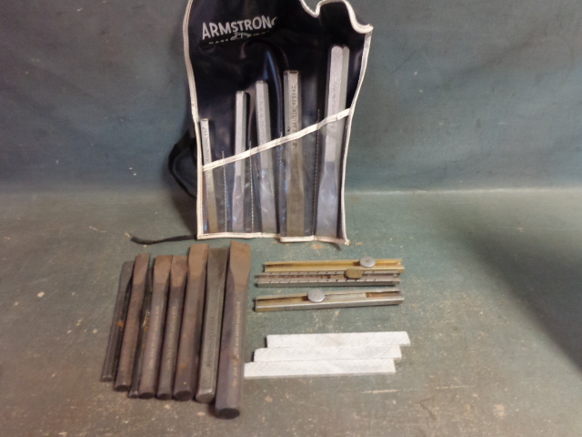 lot 10 image: Chisels