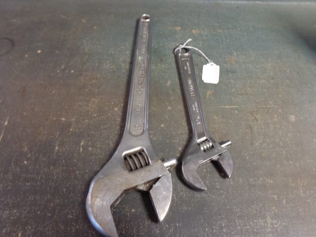 lot 18 image: Wrenches