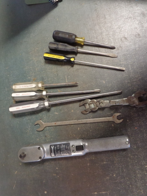 lot 19 image: Skil Cordless Power Wrench and More
