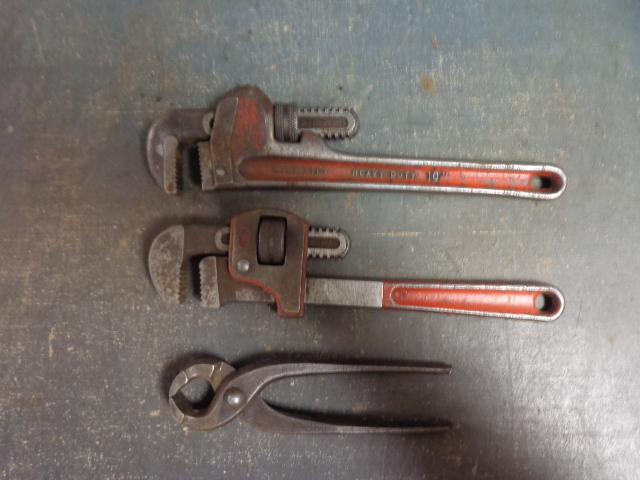lot 27 image: Ridgid Heavy Duty Pipe Wrenches