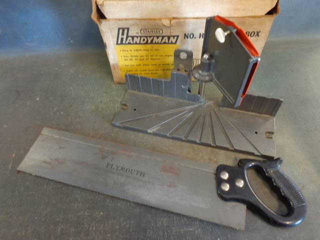 lot 128 image: Mitre Box and Saw