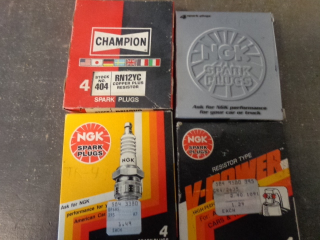 lot 161 image: Spark Plugs
