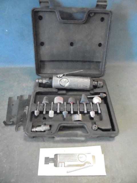 lot 83 image: Pneumatic Die Grinder with Tips