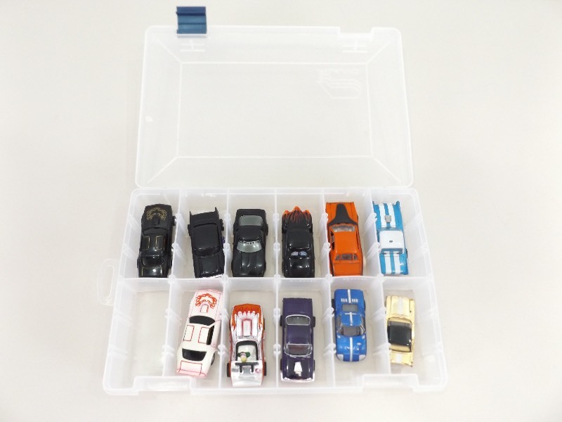 Lot of Vintage Slot Cars in Case