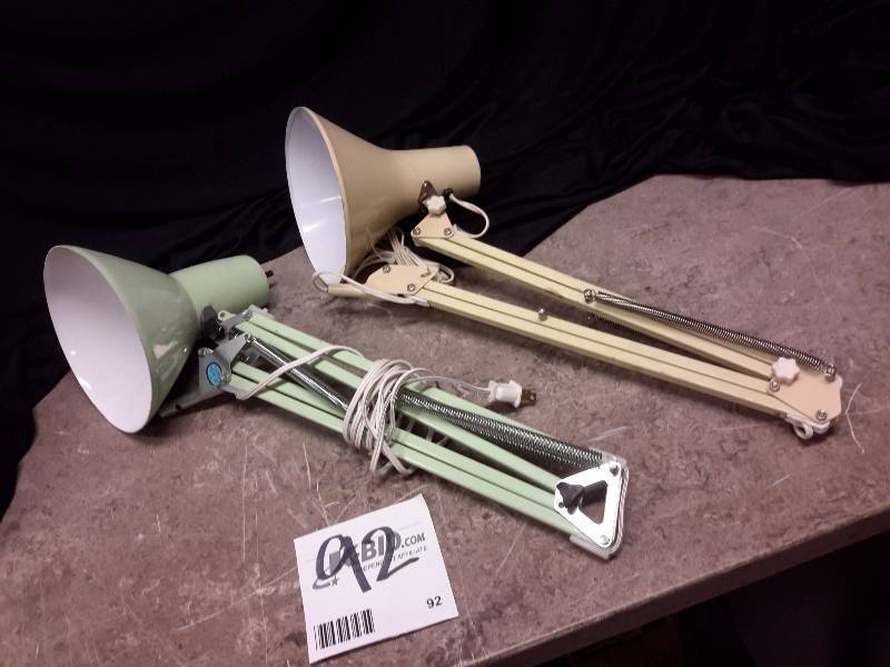 lot 92 image: 2 Industrial Desk lamps