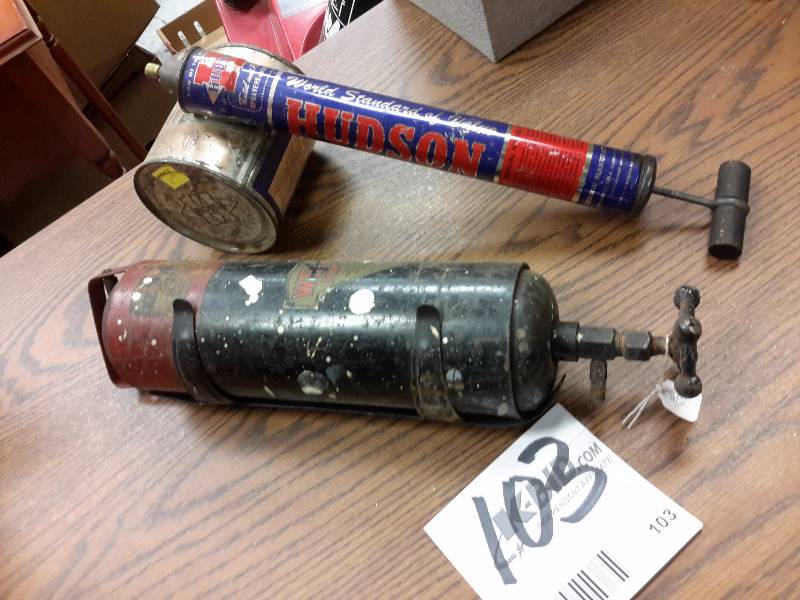 lot 103 image: Vintage Fire Extinguisher tank.. Fly Sprayer