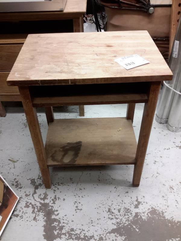 lot 41 image: Oak Side Table  and Radio antennae wire board