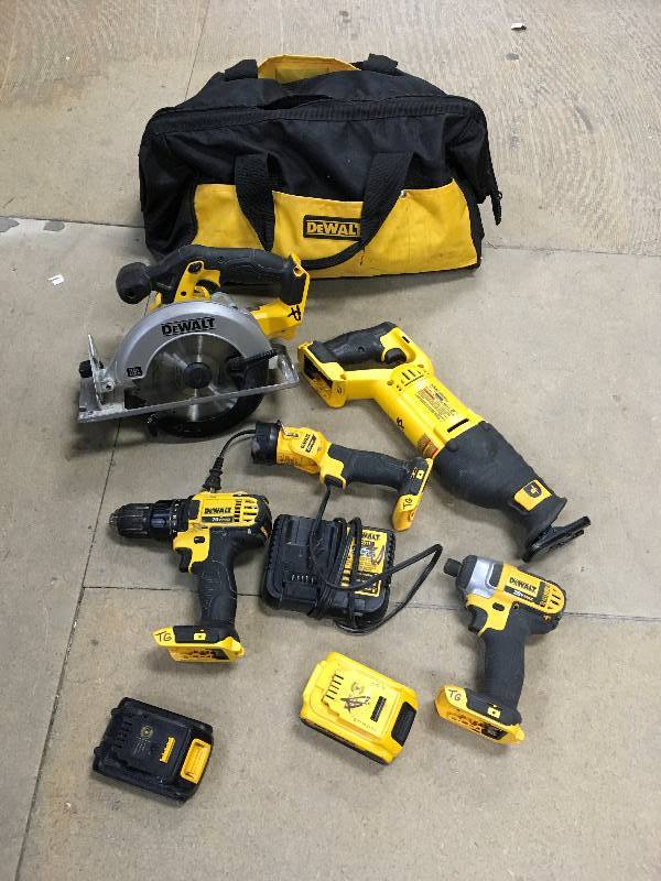lot 46 image: DeWalt 5 Piece Combo Kit with Battery and Charger, Bag in working conditions