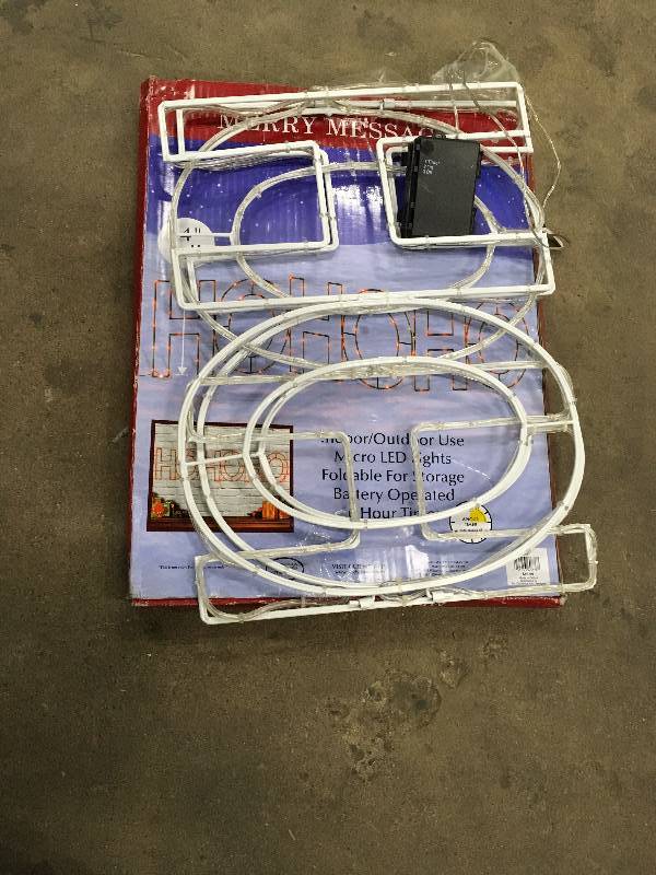 lot 64 image: Christmas Microlight Large Message - Hohoho need battery