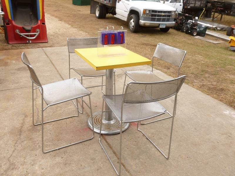 SnS auctions # 296 NSF Items & Table