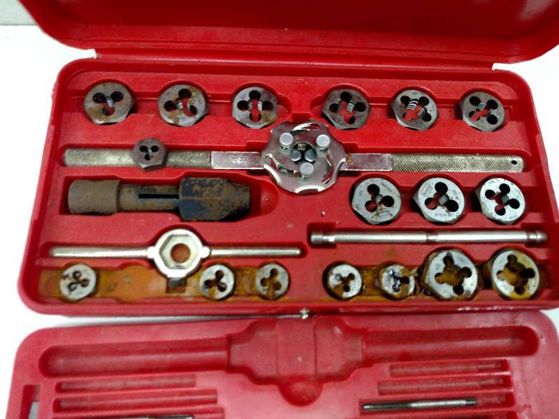 lot 93 image: Tap & Die Set...