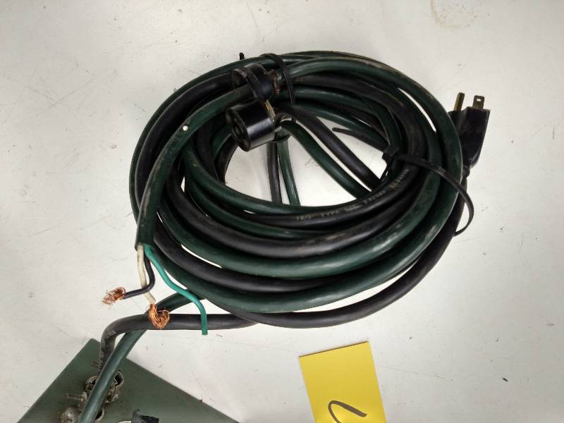 lot 7 image: Union Carbide J-Governor Speed Cont...