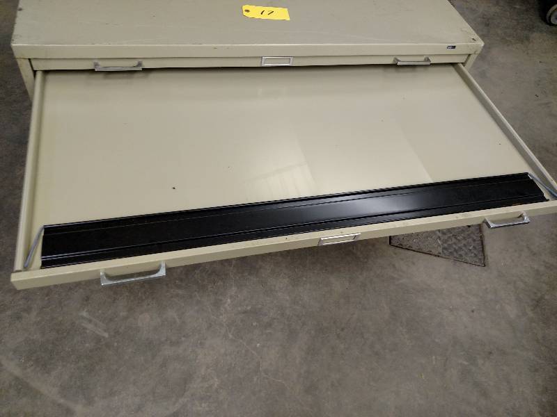 lot 17 image: 7 Drawer Storage Cabinet...