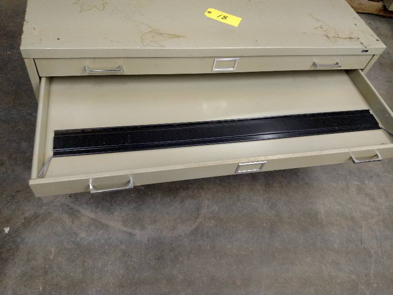 lot 18 image: 5 Drawer Storage Cabinet...