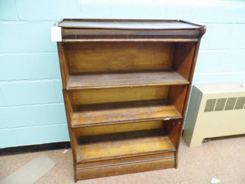 lot 53 image: Bookcase