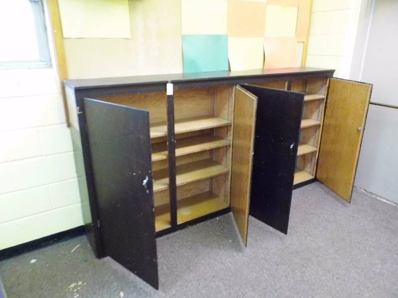 lot 63 image: Cabinet
