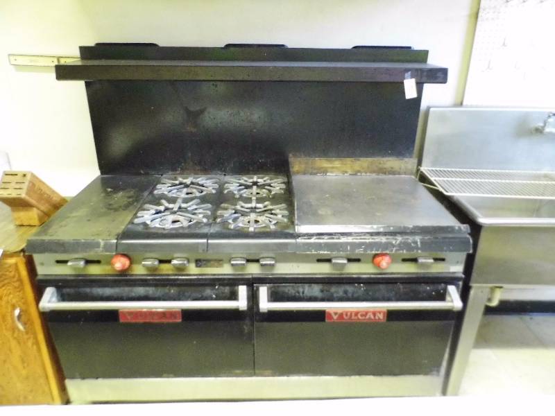 lot 119 image: Vulcan Stove