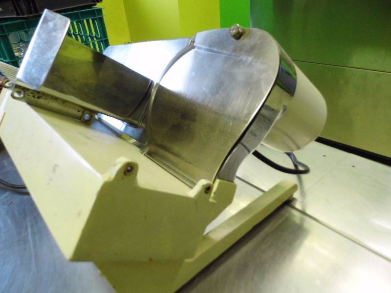 lot 125 image: Meat Slicer