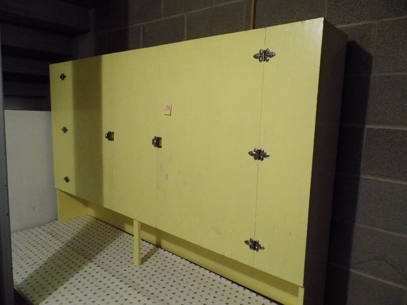 lot 135 image: Yellow Cabinet