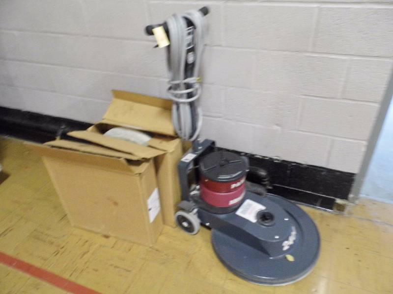 lot 166 image: Floor Buffer