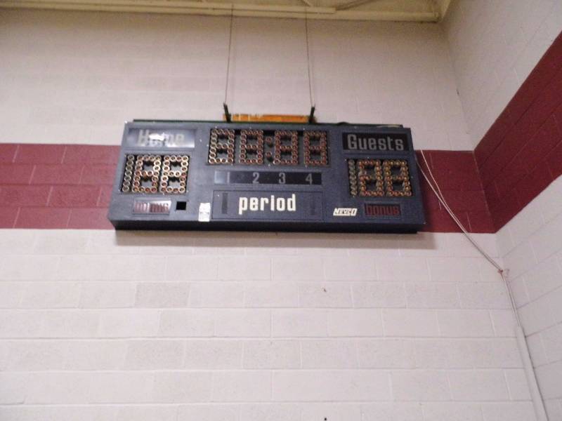 lot 168 image: Scoreboard w Controller