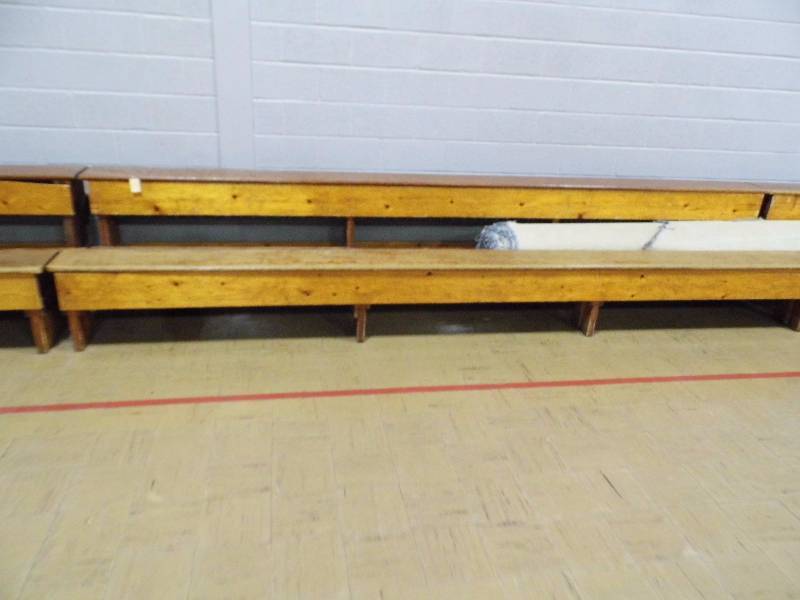 lot 171 image: Bleacher Bench