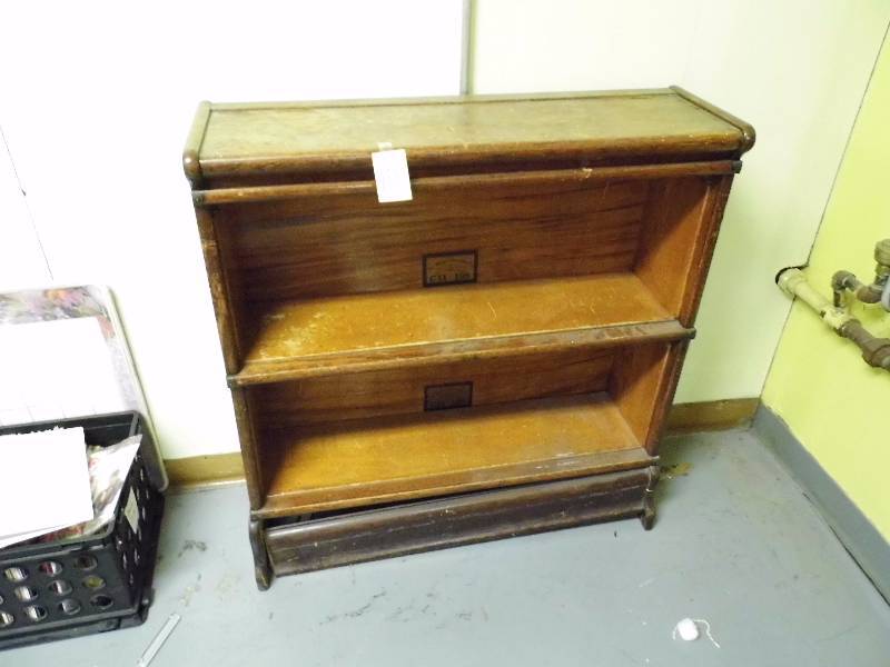 lot 183 image: Bookcase