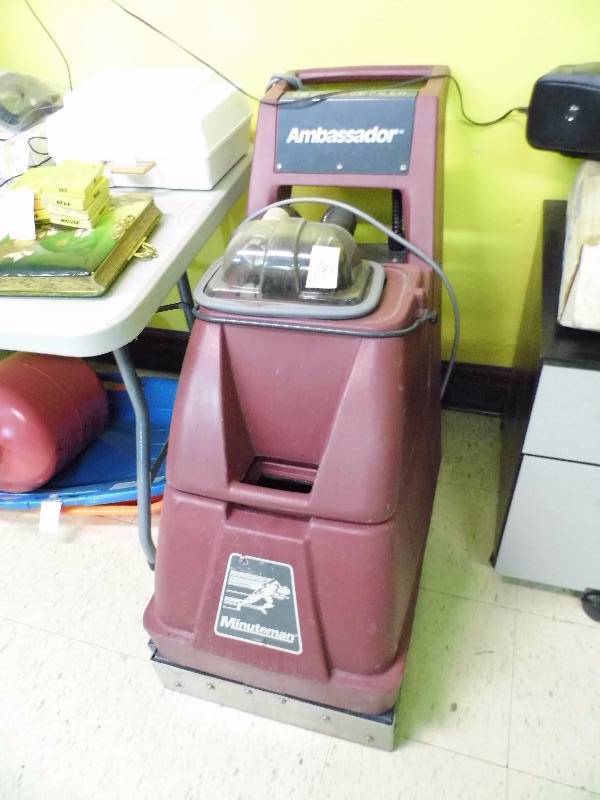 lot 194 image: Floor Scrubber
