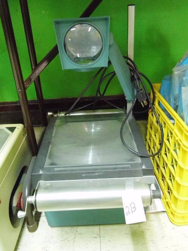 lot 213 image: Overhead Projector