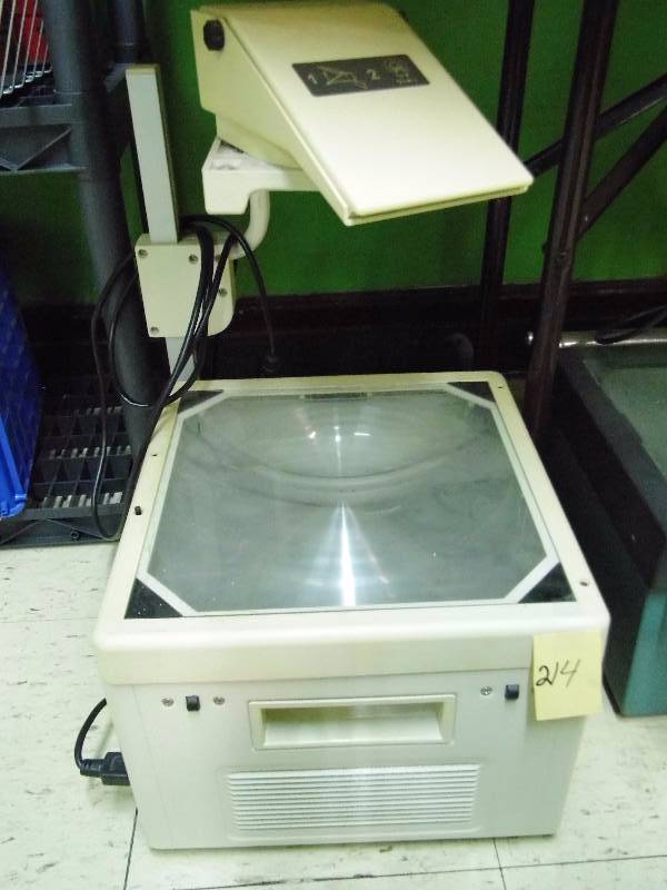 lot 214 image: Overhead Projector